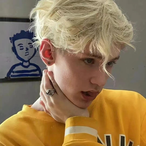 六十路熟女交尾中出毛茸茸
